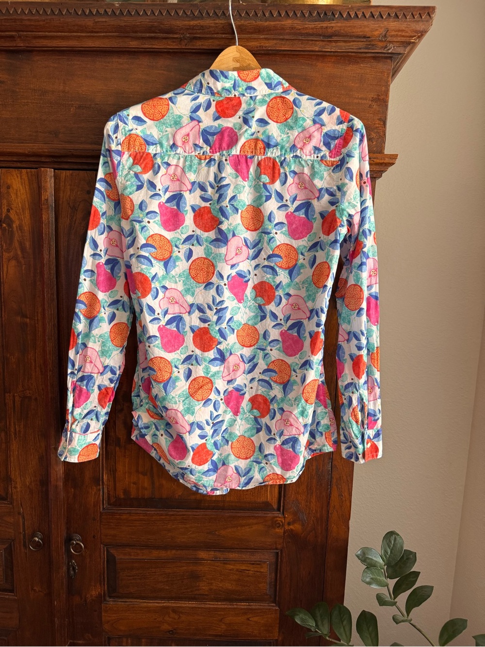 J McLaughlin tropical fruit print cotton Lois shirt - Picture 4 of 8